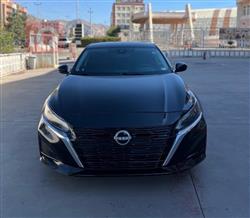 نيسان ألتيما